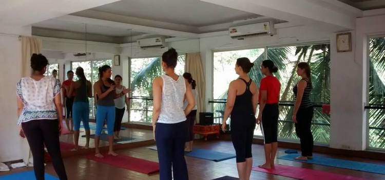 Deepika Mehta Yoga-Bandra West-4780.jpg