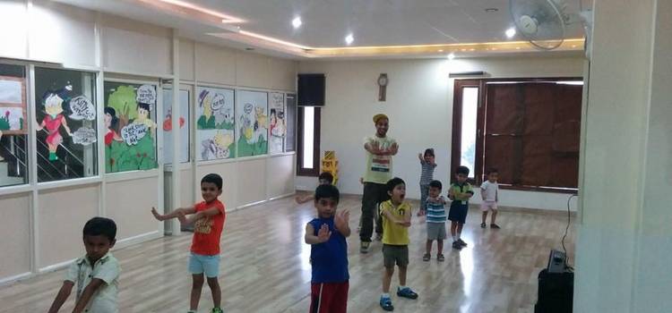 Rockstar Academy of Dance Acting Aerobics & Yoga-Sector 4-5841.jpg
