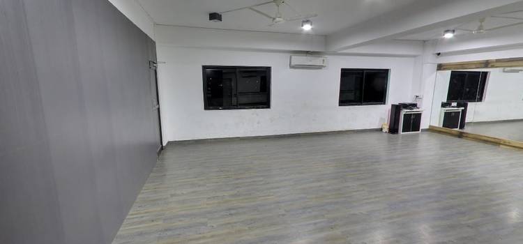 8 Tarun Barot's Dance Studio-Shivaji Nagar-7268.JPG