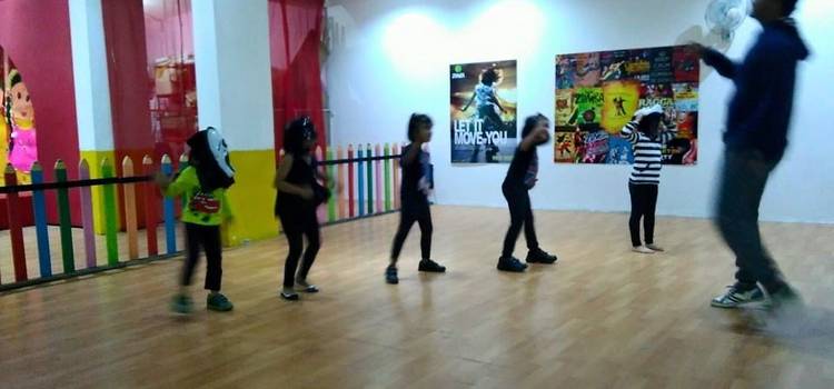Foot Loose Dance Academy-Badshahpur-4297.jpg